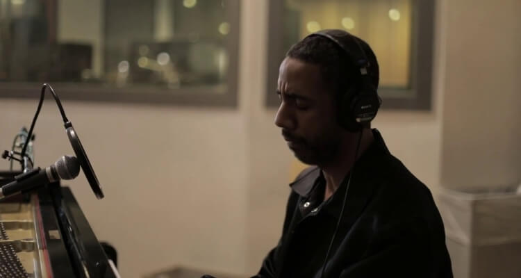 Ryan Leslie - 'Thankful' In-Studio