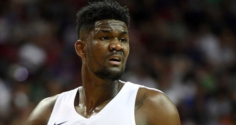 DeAndre Ayton is Rockin' Protein