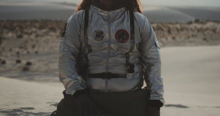 Chris Rivers - N.A.S.A. (feat. Oswin Benjamin)