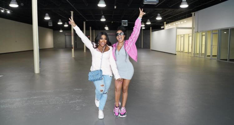 B. Simone & Mary Seats Open Co-Working Space 'The Icing Agency'