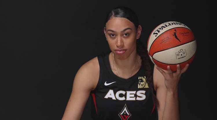 Las Vegas’ Dearica Hamby Named 2020 WNBA Sixth Woman Of The Year