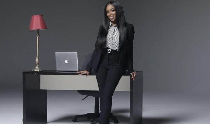 Celebrity Hair Stylist Deana Sanders Opens Up Beauty Supply Store 'Beautaholic'
