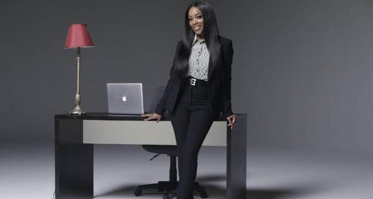 Celebrity Hair Stylist Deana Sanders Opens Up Beauty Supply Store 'Beautaholic'