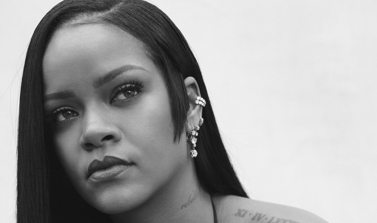 Rihanna Is Officially Declared A Billionaire