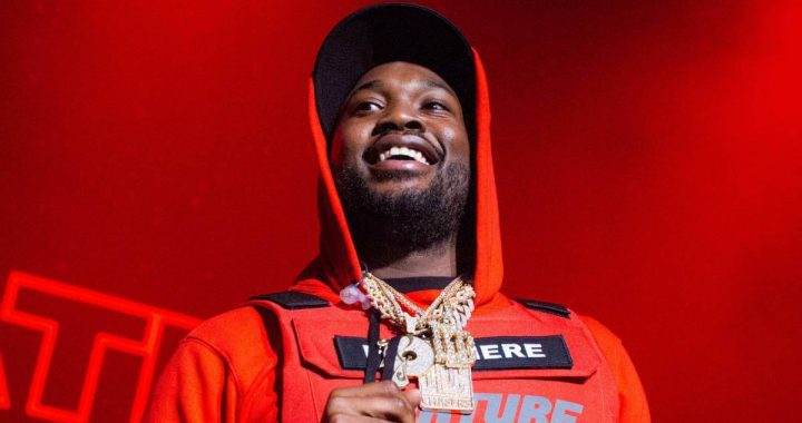 Meek Mill Donating $500,000 Worth of Birthday Presents to Families in Philadelphia