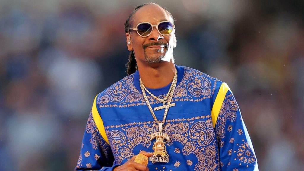 Queen Elizabeth Stopped Snoop Dogg From Being Permanently Exiled From the United Kingdom