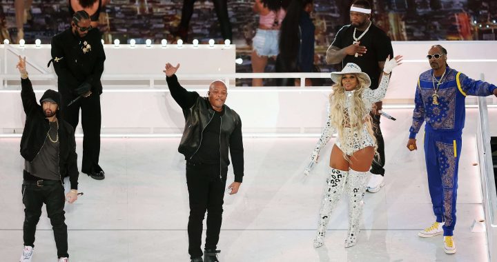 Black Twitter Erupts About the 2022 Super Bowl Halftime Performance
