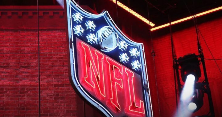 NFL Now Requires All Football Teams Include Minority Offensive Coach to Rosters