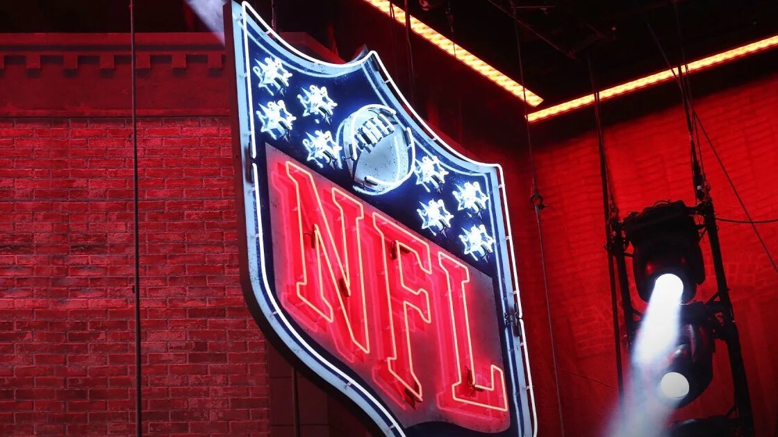 NFL Now Requires All Football Teams Include Minority Offensive Coach to Rosters