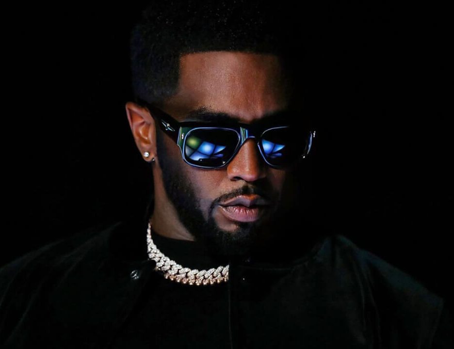 Sean 'Diddy' Combs Reaches Top of U.S. R&B Airplay Chart with 'Gotta Move On'