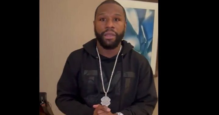 Floyd Mayweather Shows Support For Kyrie Irving