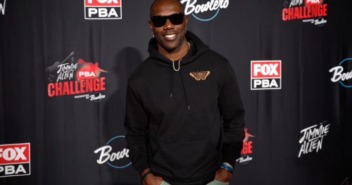 Terrell Owens Seen on Video Knocking Man to the Ground Outside Inglewood CVS