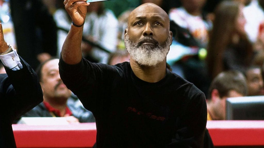Karl Malone Responds By Not Addressing his Past Relationship with 13-Year-Old Girl Who Bore his Child
