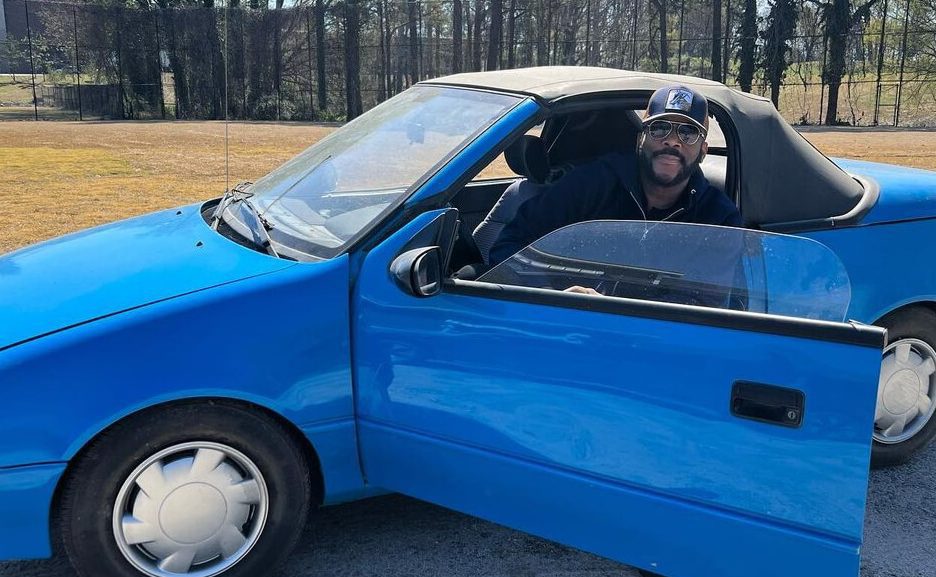 Tyler Perry Poses in Similar Car he Owned When Homeless As a Reminder of How Far he Has Come