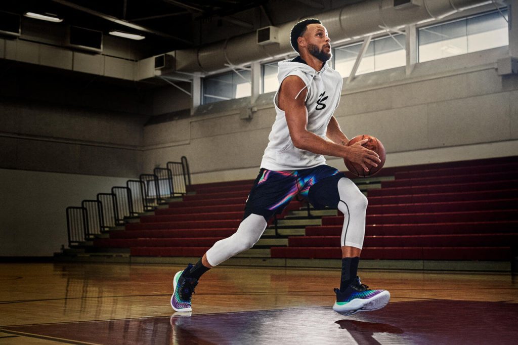 Stephen Curry Extends Agreement With Under Armour