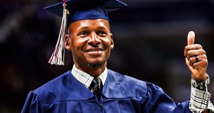 Former NBA Champion Ray Allen Receives Bachelor's Degree From UConn