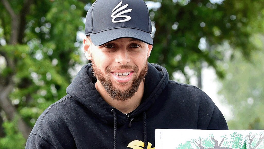 Stephen Curry Launches Gentleman’s Cut Kentucky Straight Bourbon Whiskey