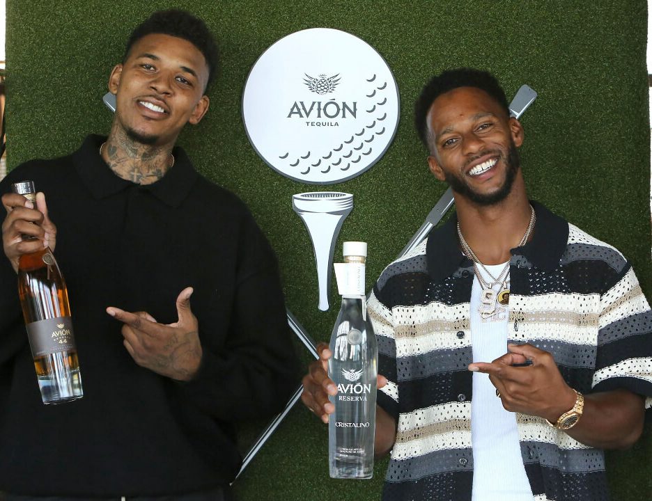 Tequila Avión Partners with Nick Young And Victor Cruz to Give Golfers a Cocktail Kit with Some Golf Essentials