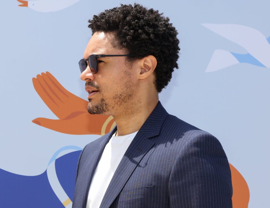 Trevor Noah Signs Deal With Spotify for Weekly Podcast Series