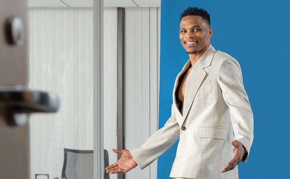 Russell Westbrook Signs 2-Year Contract with Los Angeles Clippers and Takes Largest Pay Cut ($43M) in NBA History