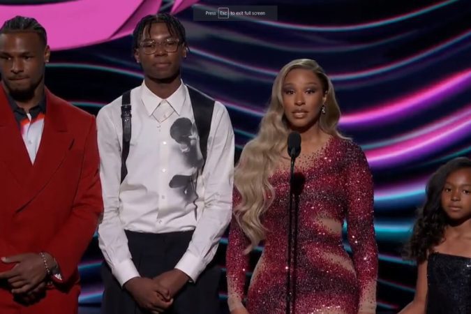 The Family of LeBron James Makes Audience Laugh Before Presenting ESPY Award