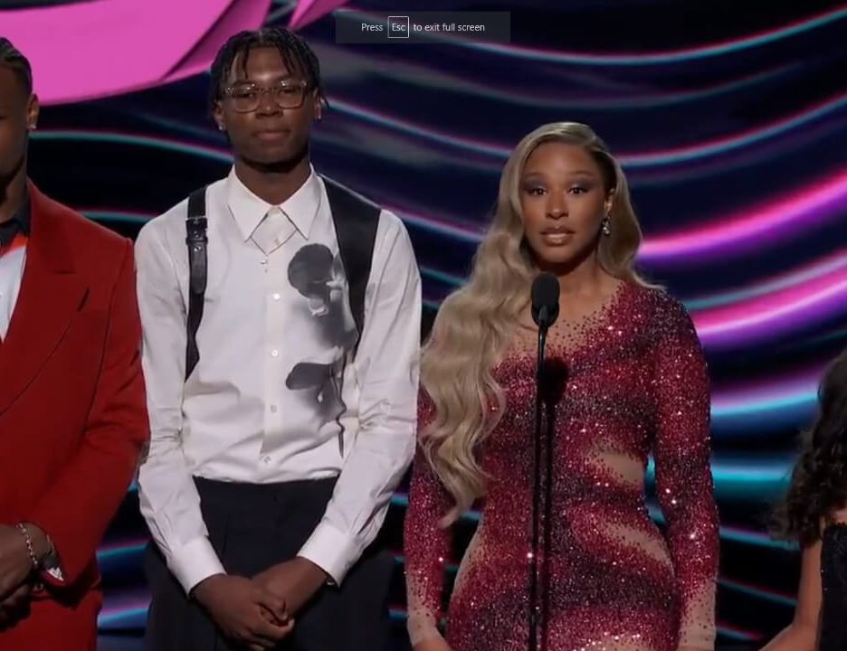 The Family of LeBron James Makes Audience Laugh Before Presenting ESPY Award