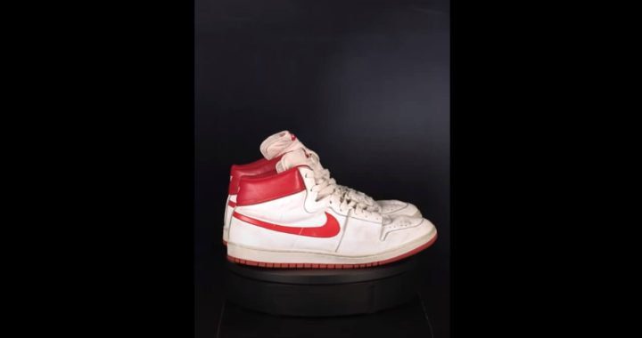 The First Nike Sneaker That Michael Jordan Wore in the NBA is Back Up For Auction