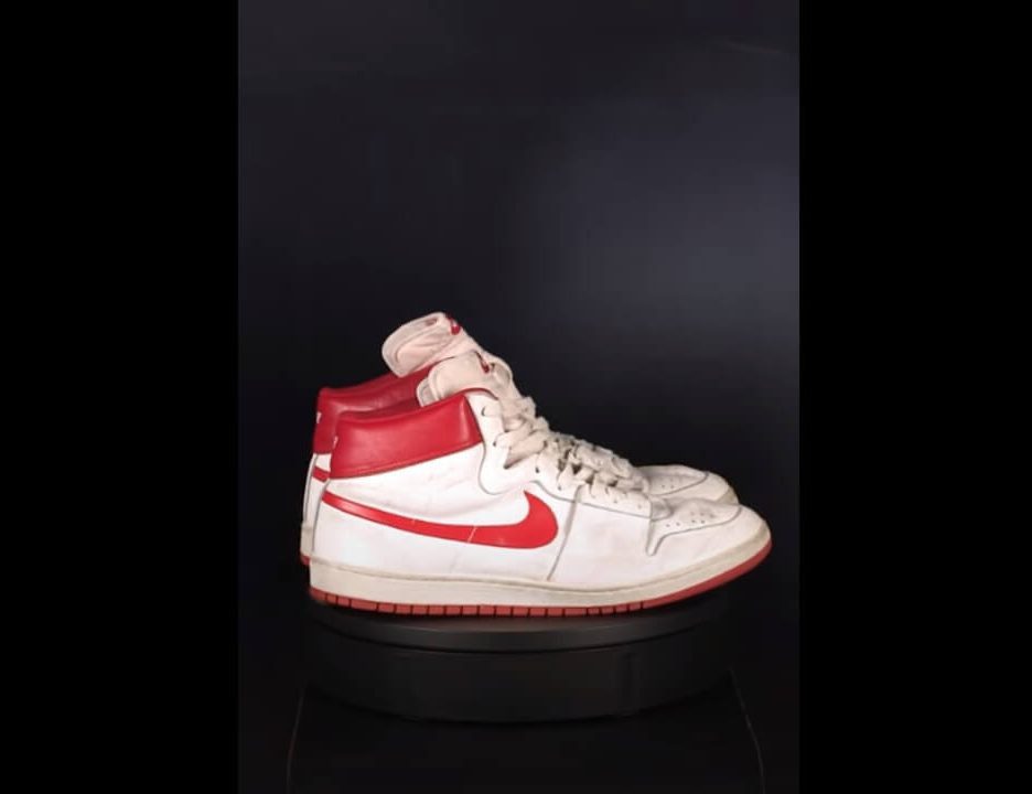 The First Nike Sneaker That Michael Jordan Wore in the NBA is Back Up For Auction