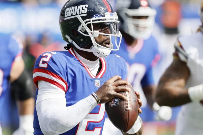 Tyrod Taylor Makes History As First Black Quarterback To Win A Game For The New York Giants
