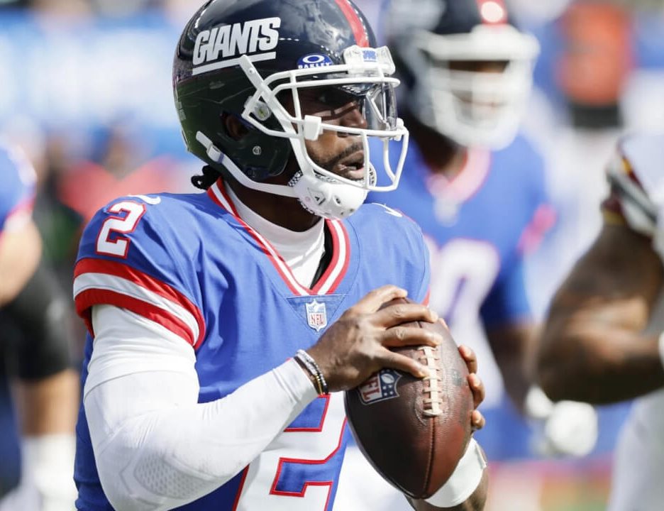 Tyrod Taylor Makes History As First Black Quarterback To Win A Game For The New York Giants