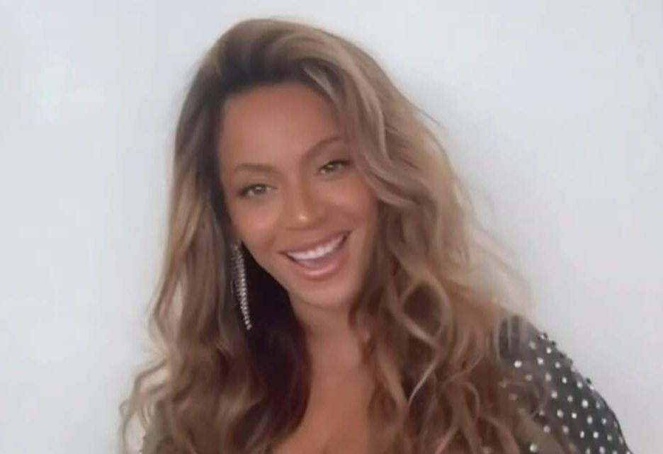 Beyoncé Makes Appearance During Macy's Thanksgiving Day Parade