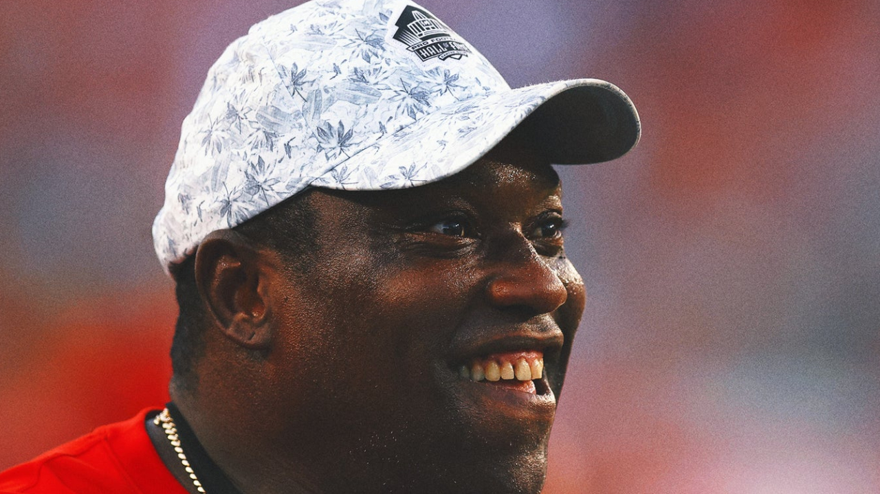 NFL Hall Of Famer Warren Sapp Will Join Deion Sanders' Coaching Staff