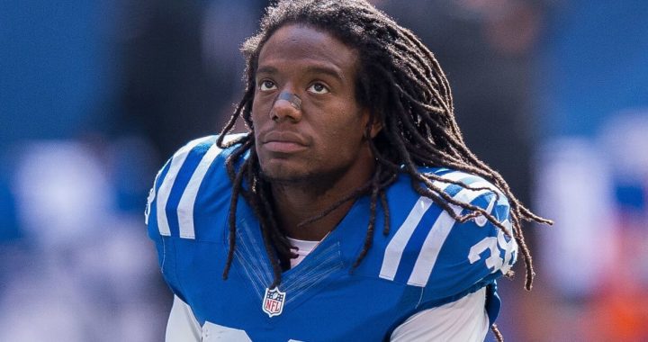 Former NFL Player Sergio Brown Pleads Not Guilty To Killing Mother
