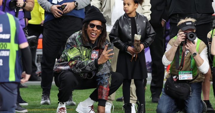 JAY-Z Sports Reebok S. Carters At Super Bowl