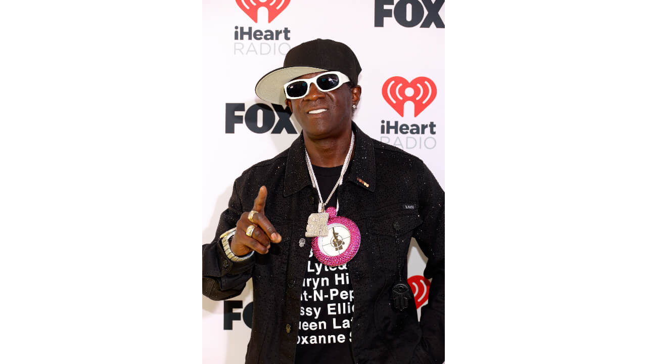 Flavor Flav Honors Legendary Female Emcees