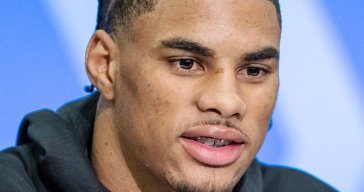 Buffalo Bills Wide Receiver Keon Coleman Takes Customer's Order At Local Louisiana Restaurant