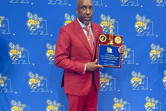 Voorhees University To Induct Basketball Head Coach Shawn Walker To Athletics Hall of Fame