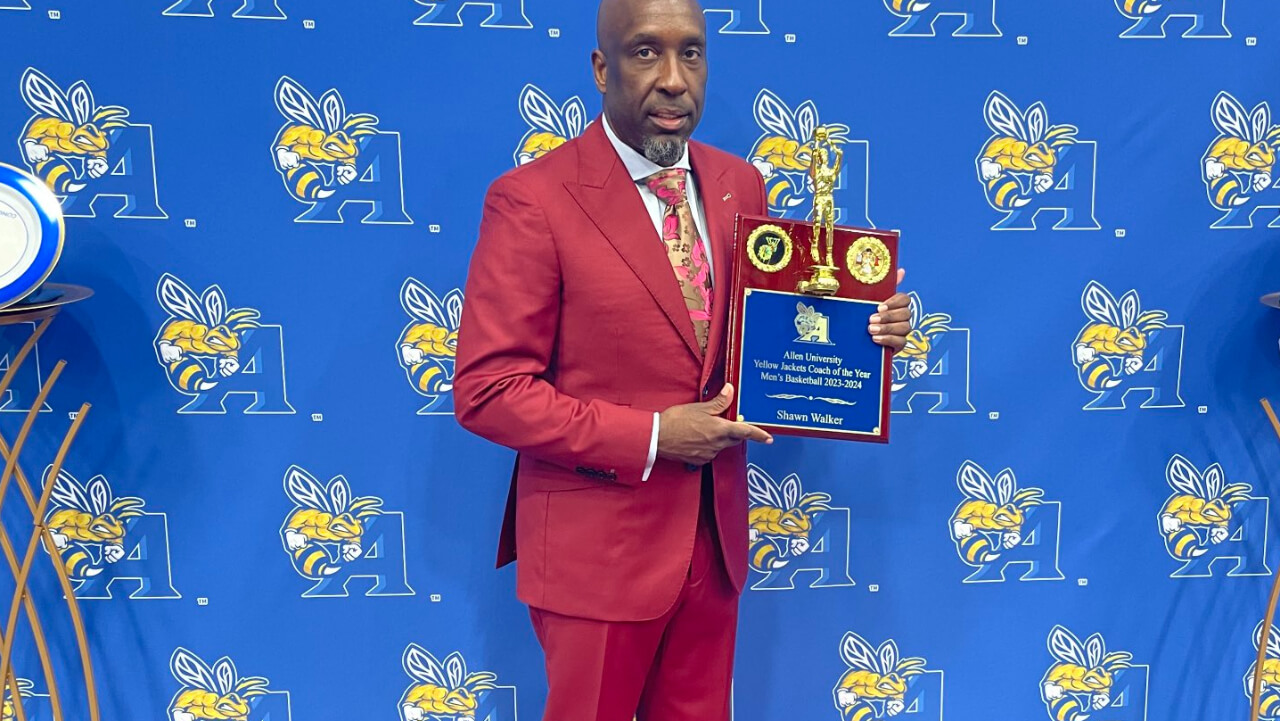 Voorhees University To Induct Basketball Head Coach Shawn Walker To Athletics Hall of Fame