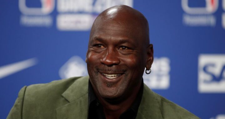 Michael Jordan Invests In VC Fund, Courtside Ventures