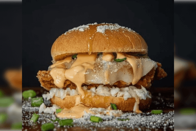 Randy Moss Set To Open Crisppi’s Chicken In Downtown Miami