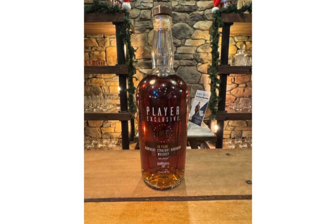 Stephen Curry’s Gentleman’s Cut Releases 16-Year-Old Kentucky Straight Bourbon Whiskey Player Exclusive: Father and Son Edition