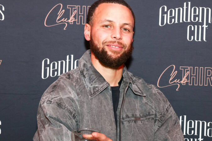 Stephen Curry Prepares To Open First Bar, 'The Eighth Rule,' In San Francisco