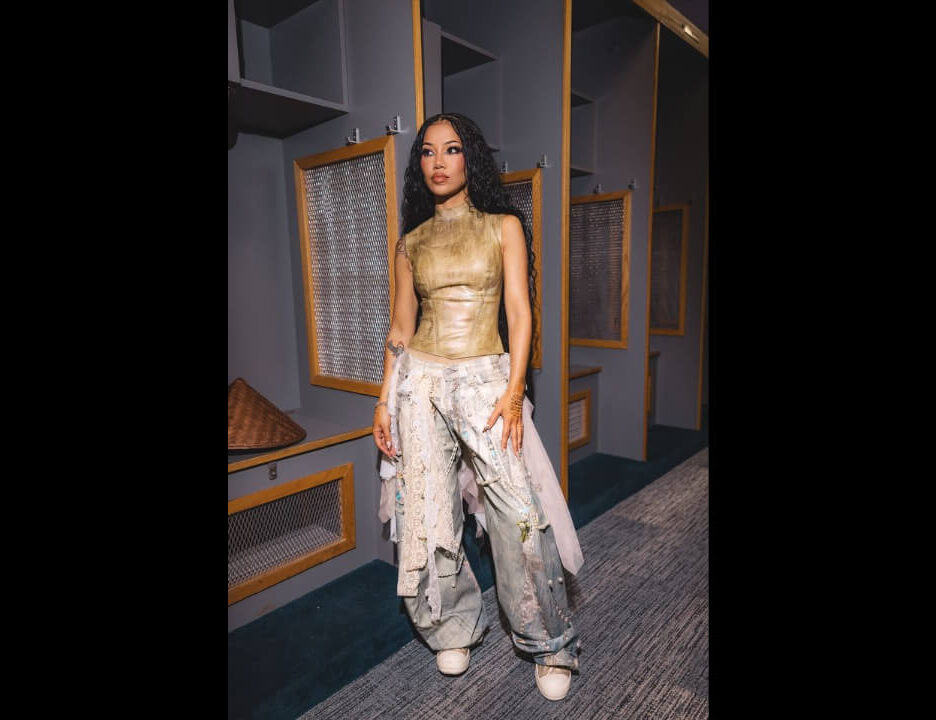 Jhene Aiko Joins Chris Brown's Breezy Bowl Tour