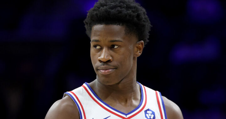 76ers Rookie VJ Edgecombe Breaks 2 NBA Records In Debut Game