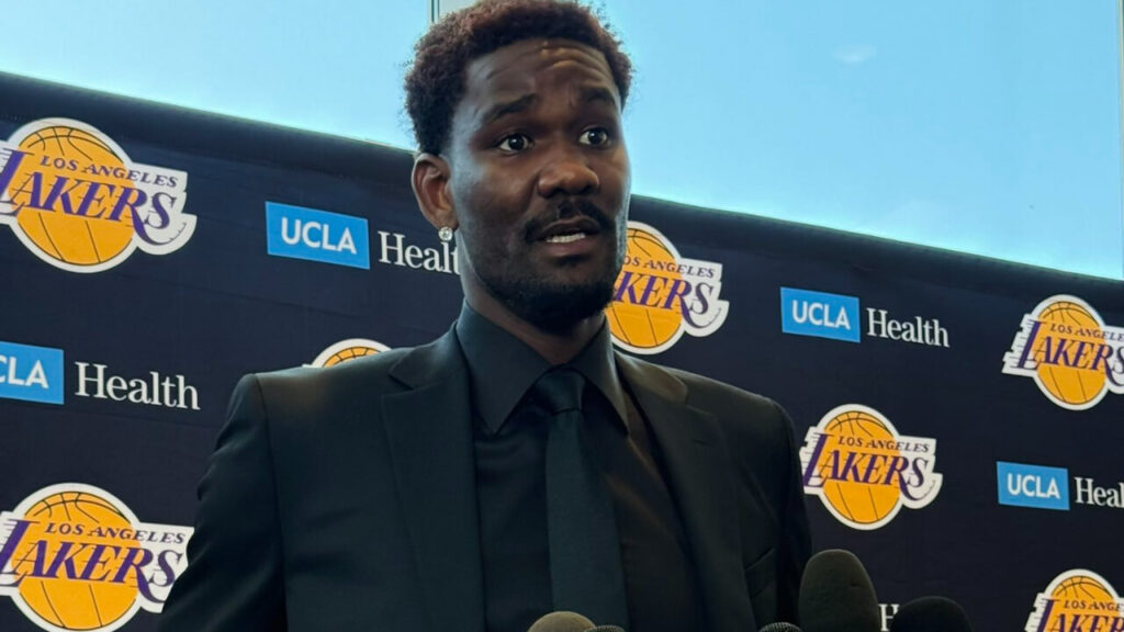Los Angeles Lakers Center DeAndre Ayton Detained In The Bahamas After Allegedly Being Caught With Weed